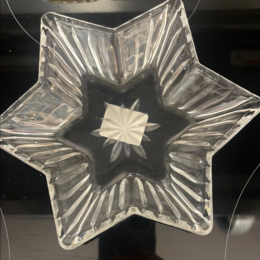 Star-Shaped Crystal Glass Bowl